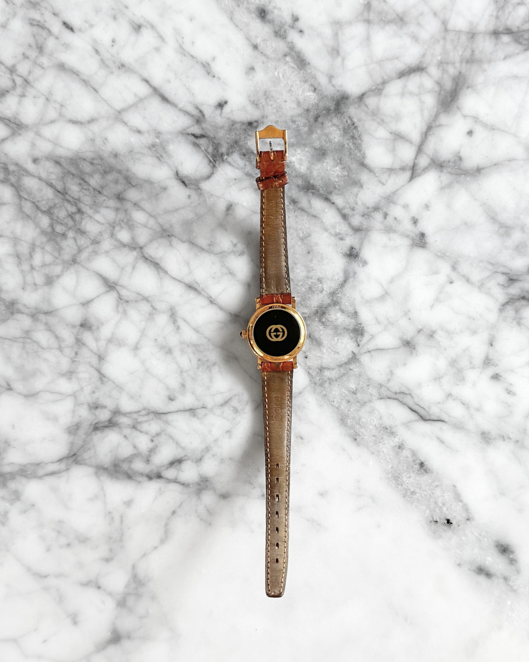 Vintage Gucci 7200 L