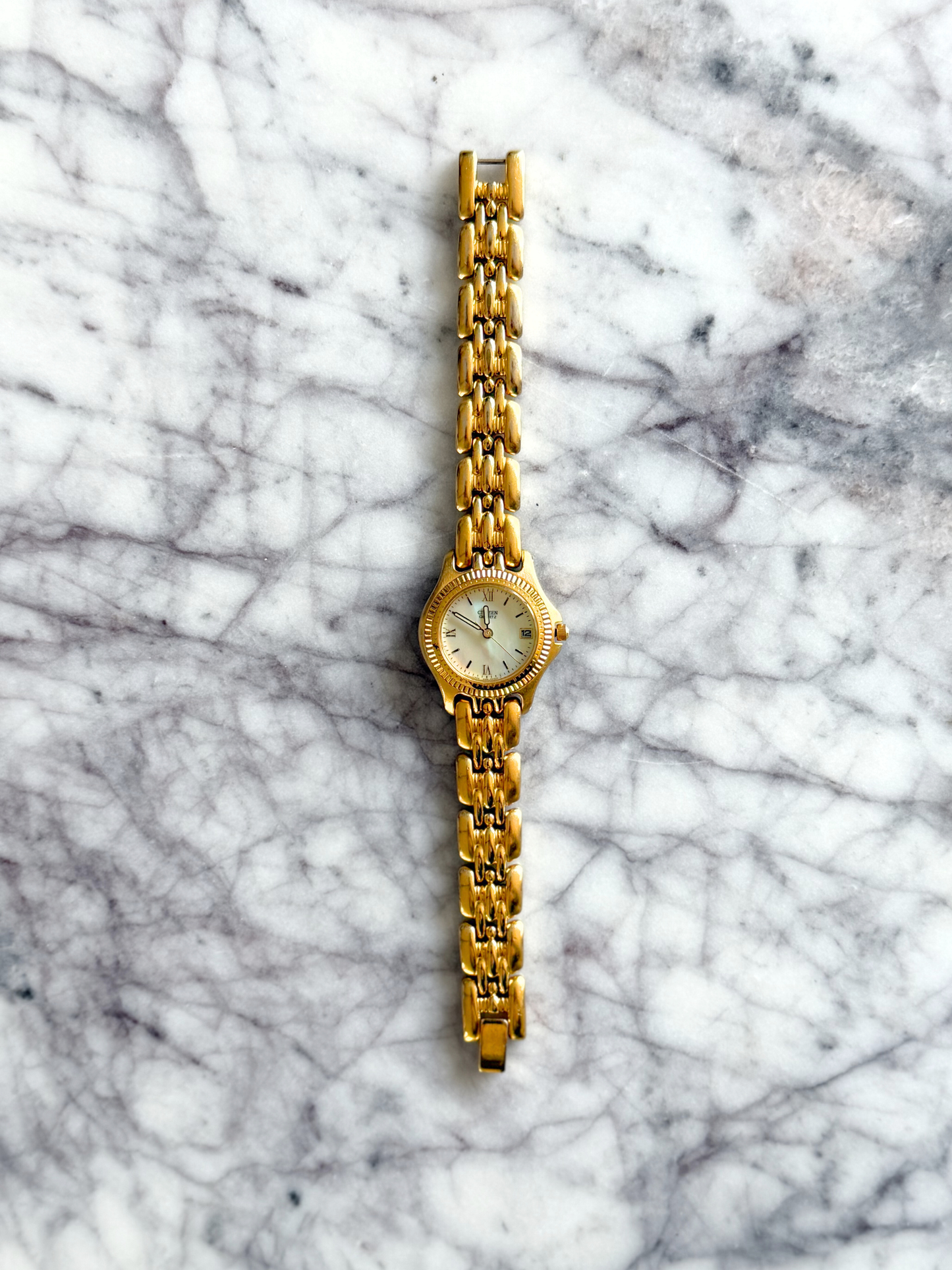 Vintage Citizen Fluted Bezel Watch with Abalone Dial
