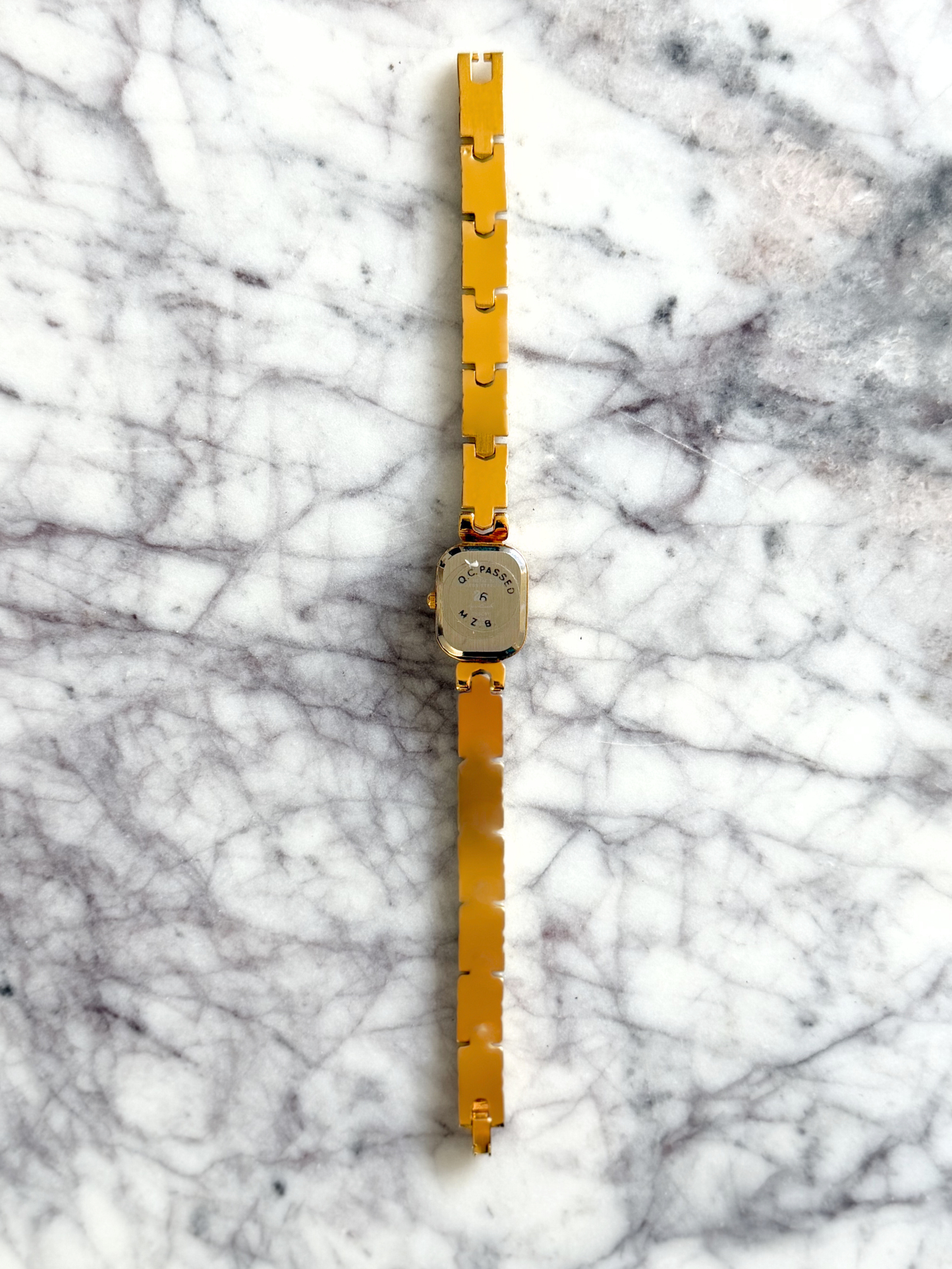 Vintage Linear Knot Band Watch