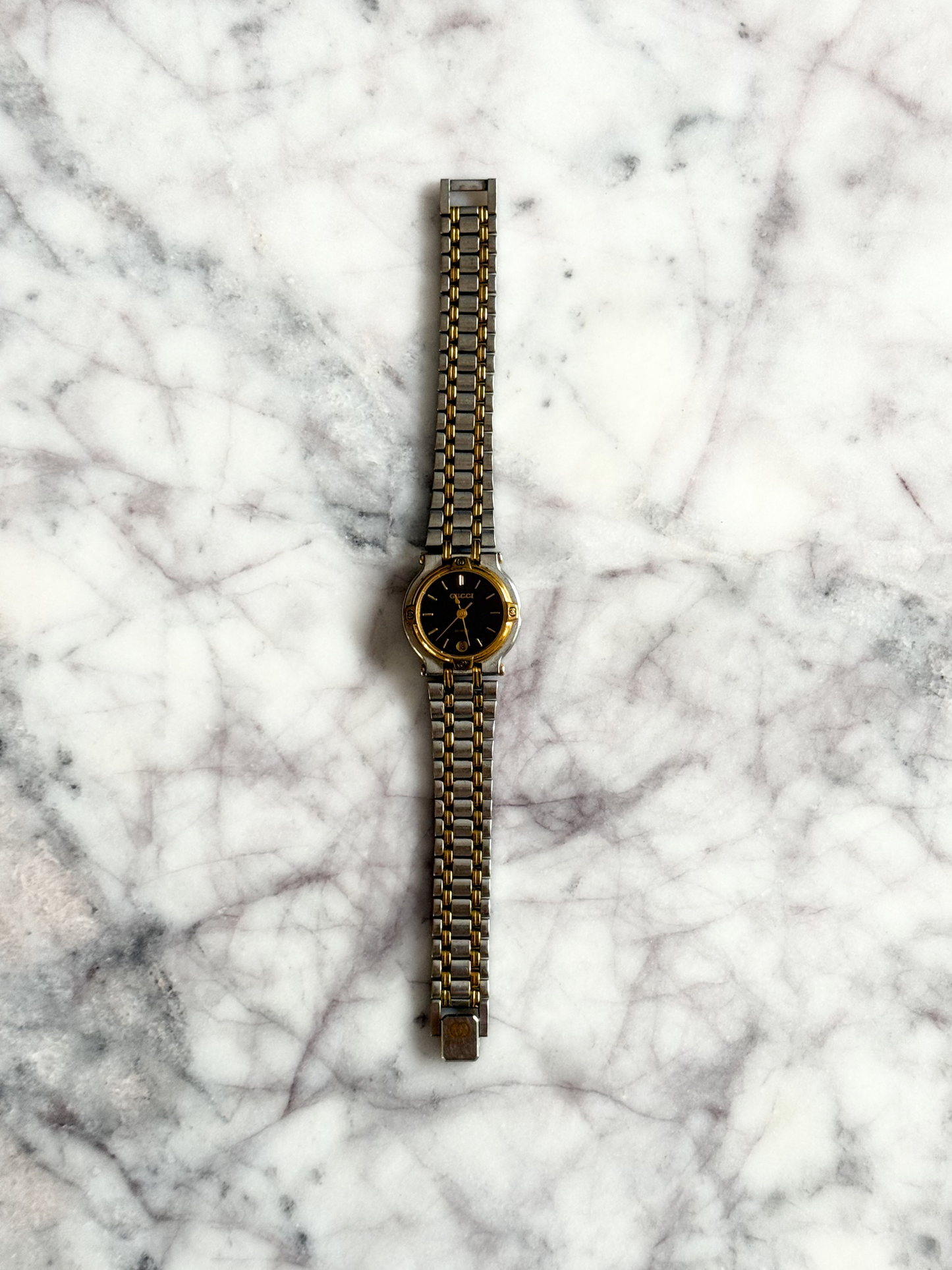 Authentic Vintage Gucci 9000L