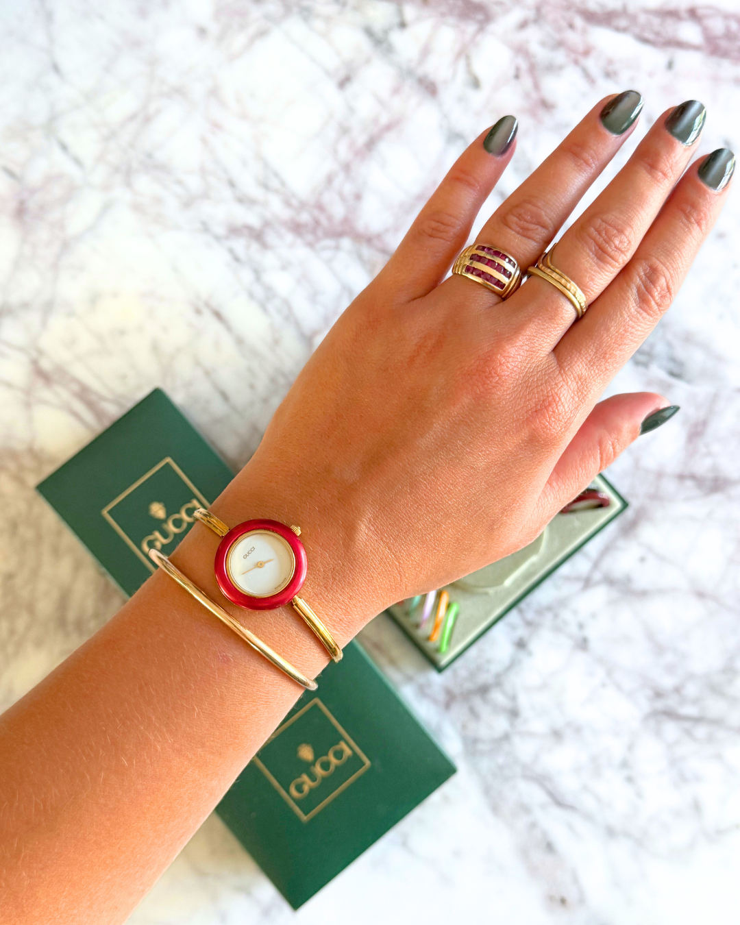 Vintage Gucci Full Interchangeable Bezel Watch Set | Classic Gold Bangle