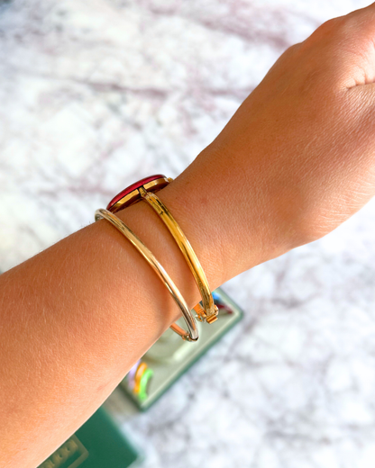 Vintage Gucci Full Interchangeable Bezel Watch Set | Classic Gold Bangle