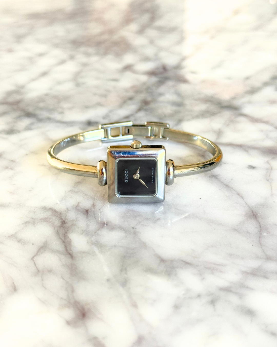 Gucci 1900L Cuff Watch