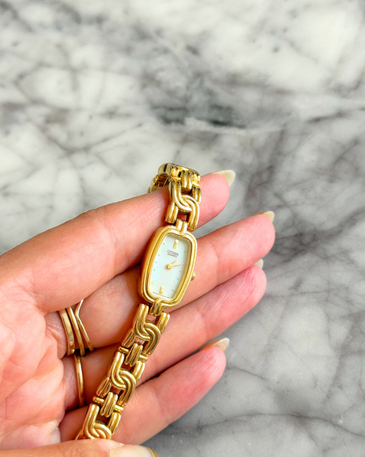 Vintage Gold Interlocking Band Watch