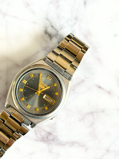 Vintage 1970's Automatic Seiko 5