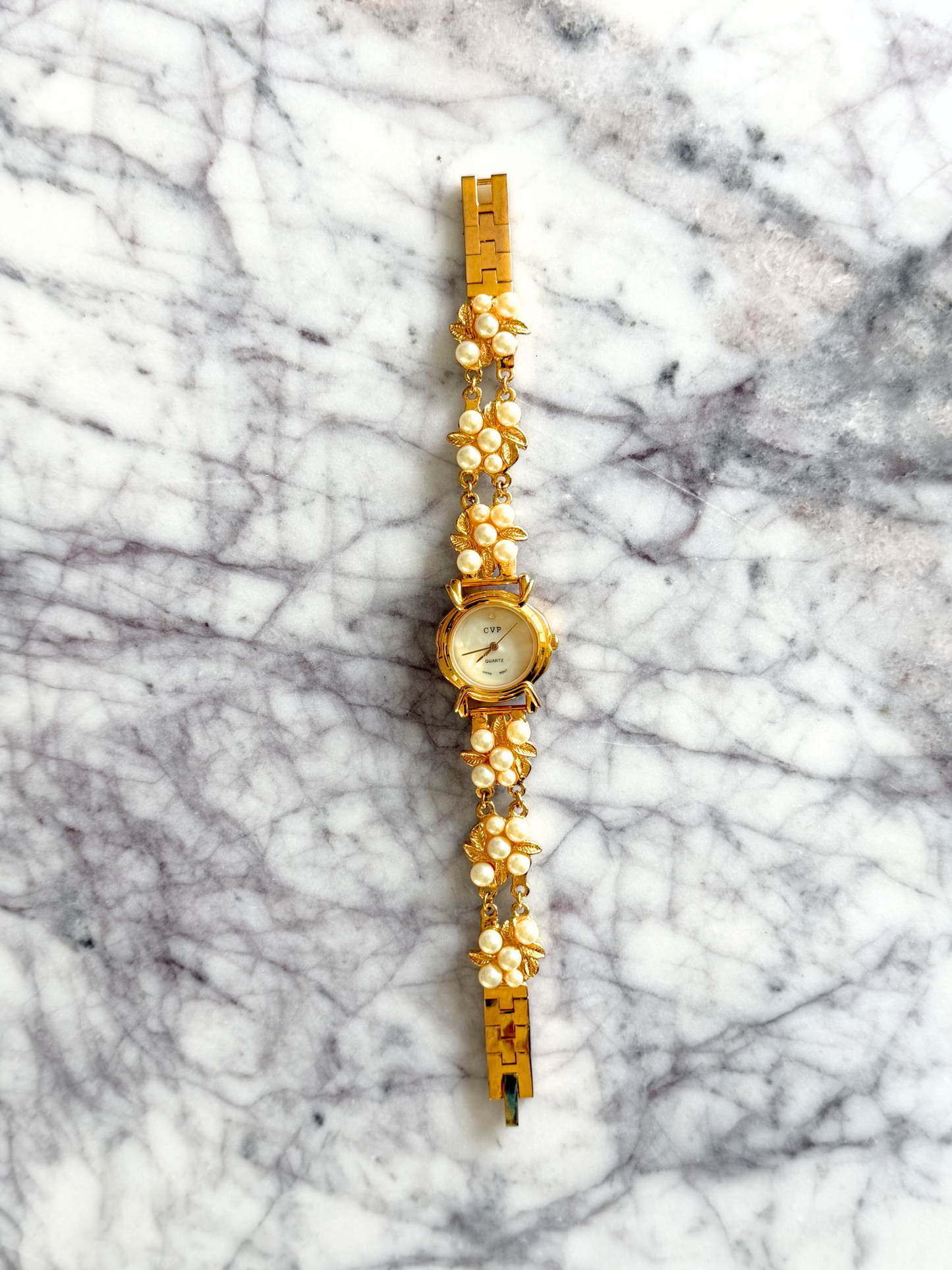 Vintage Pearl Floral Band Watch