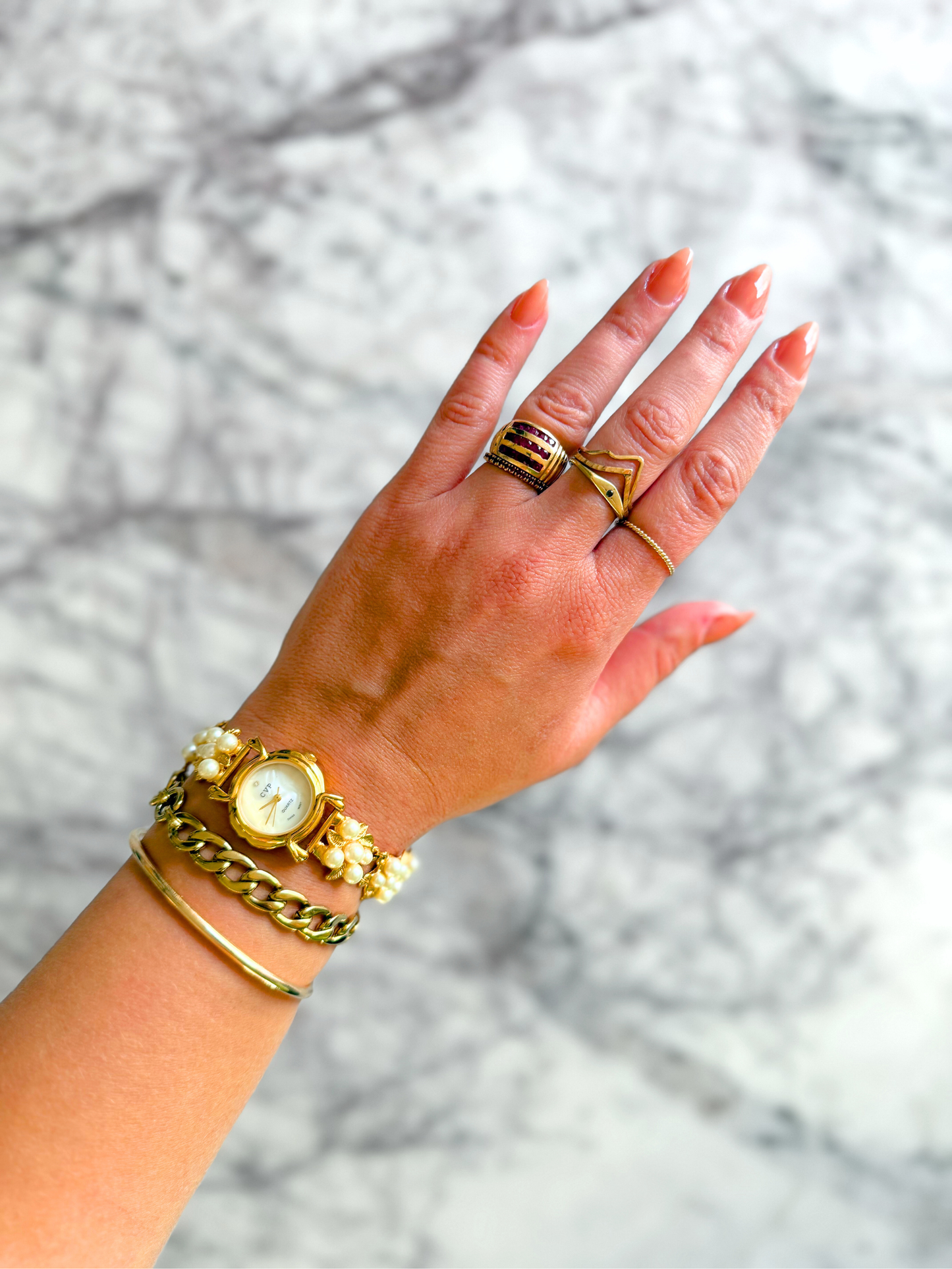 Vintage Pearl Floral Band Watch