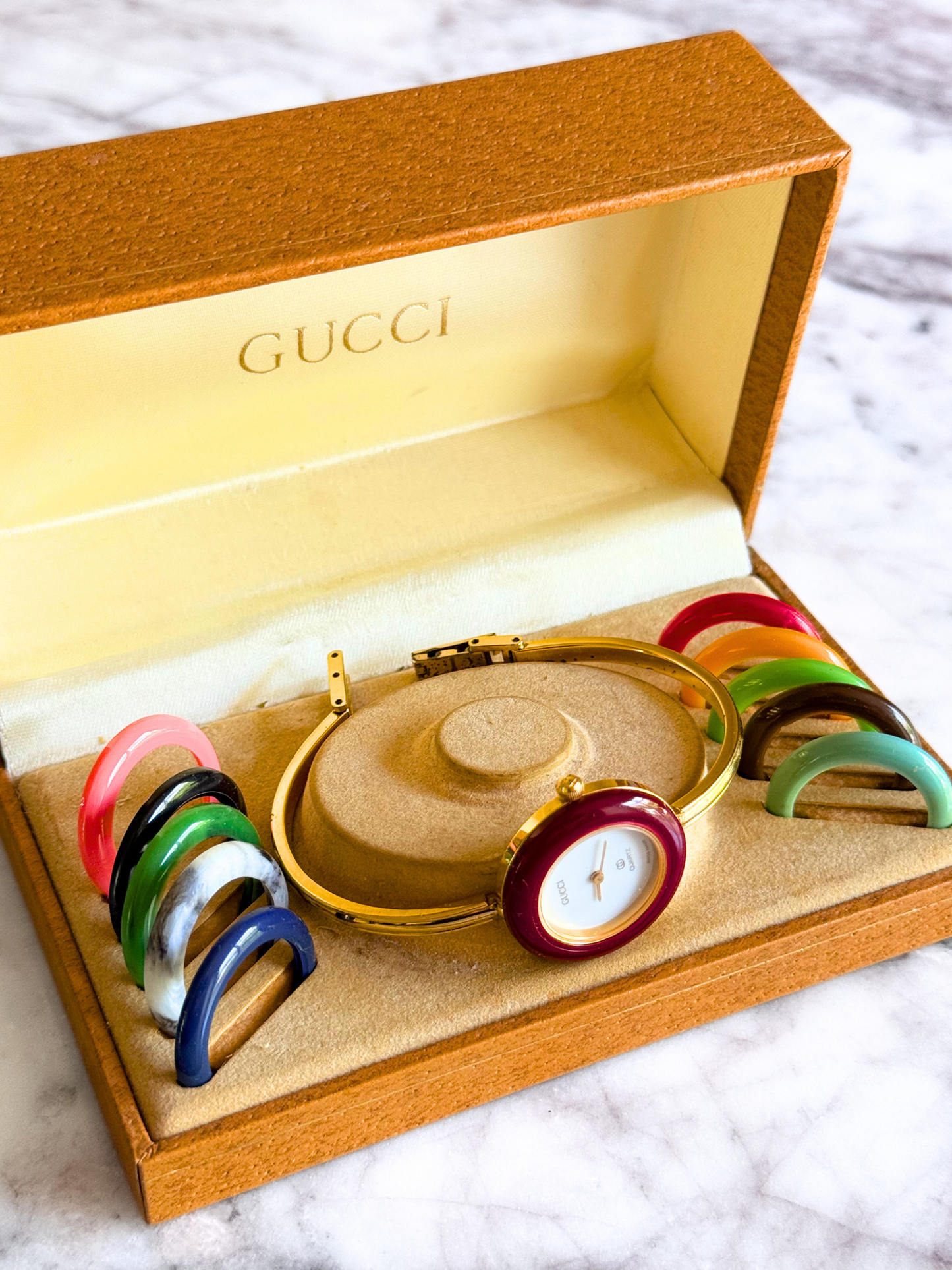 Vintage Gucci Full Interchangeable Bezel Watch Set | Classic Gold Bangle