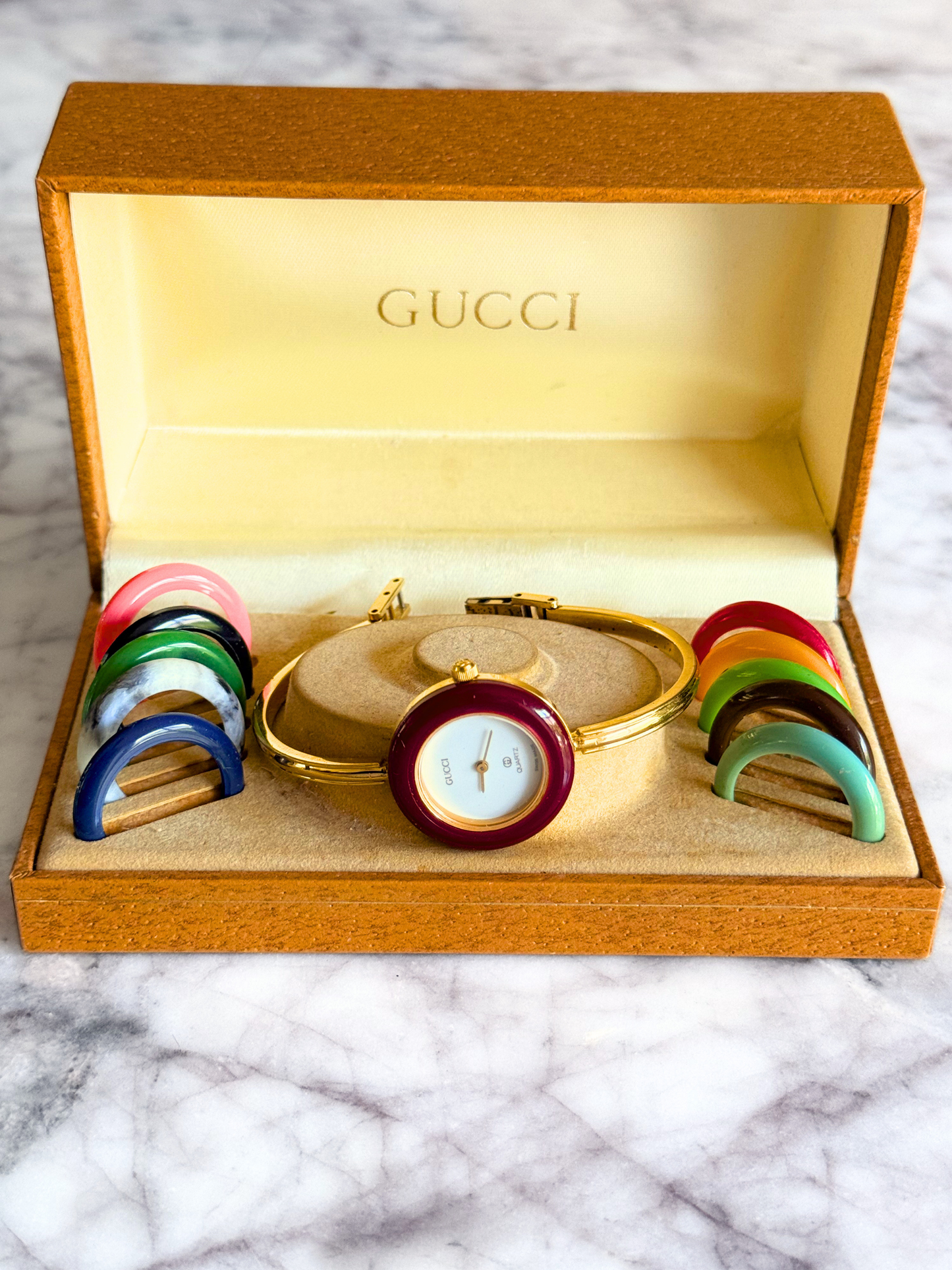 Vintage Gucci Full Interchangeable Bezel Watch Set | Classic Gold Bangle